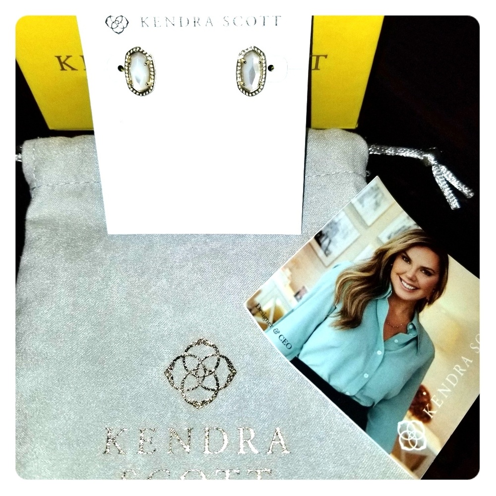 Kendra Scott Emery Gold Studded Earrings